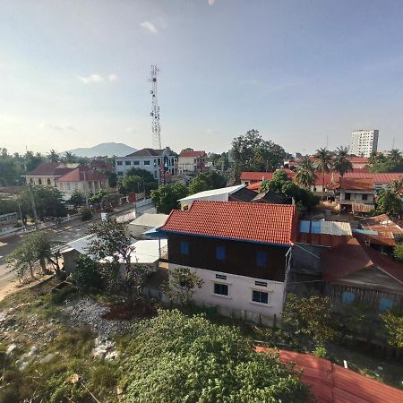 Pama Hotel Kampong Chhnang Екстер'єр фото
