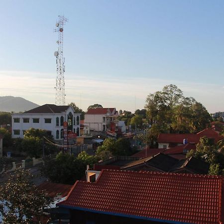 Pama Hotel Kampong Chhnang Екстер'єр фото