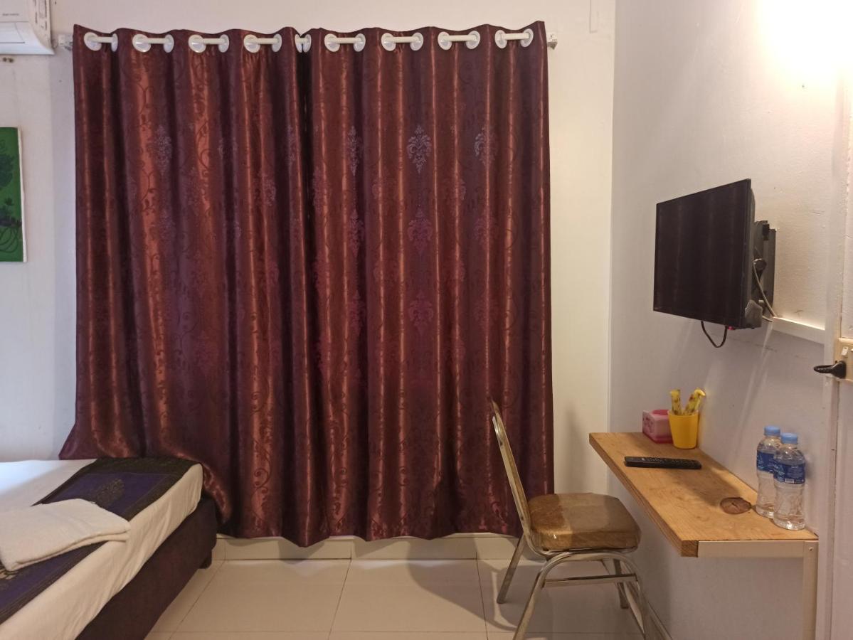 Pama Hotel Kampong Chhnang Екстер'єр фото