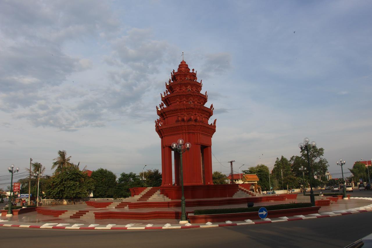 Pama Hotel Kampong Chhnang Екстер'єр фото