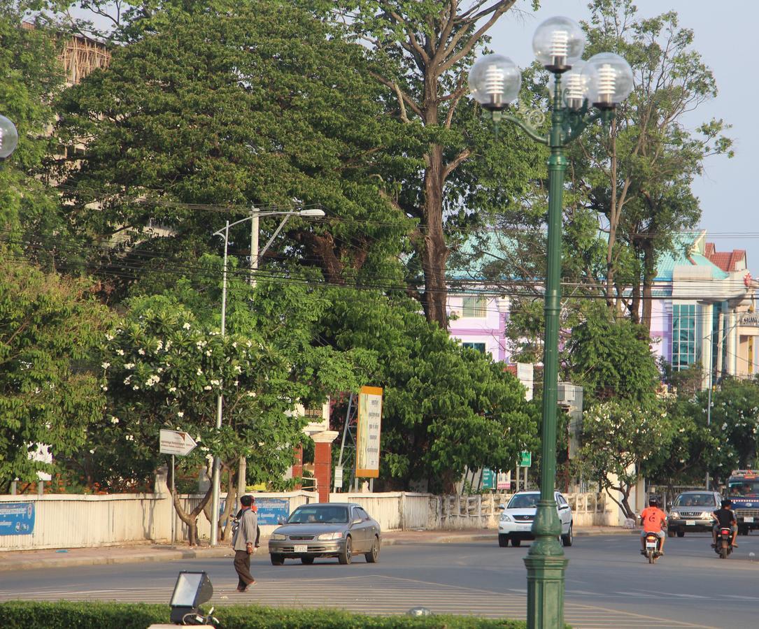 Pama Hotel Kampong Chhnang Екстер'єр фото